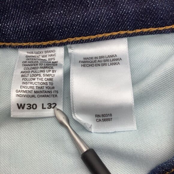 Lucky Brand Mens 110 Slim Fit‎ Jeans Blue Size 30 x 32 (Actual 32 x 32) - Picture 10 of 12
